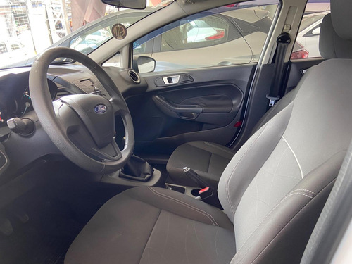 Ford Fiesta New 1.6 Se Hatch 16v Flex 4p Manual