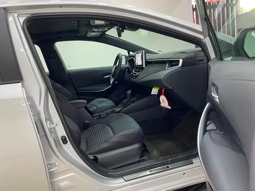 Toyota Corolla 2024 Se Cvt 2.0 Plata
