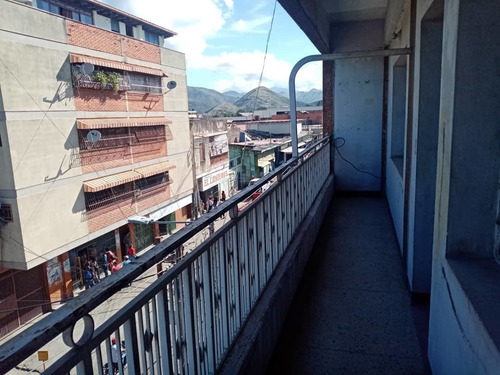 Imagen 7 de 7 de Maison Vende Apartamento En Villa De Cura 04243743396