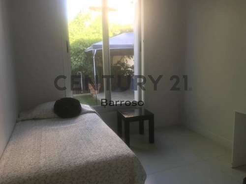 Imagen 13 de 23 de Espectacular Casa En Barrio Dalvian