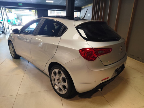 Alfa Romeo Giulietta 1.4 Distinctive Multiair 170cv Mt6