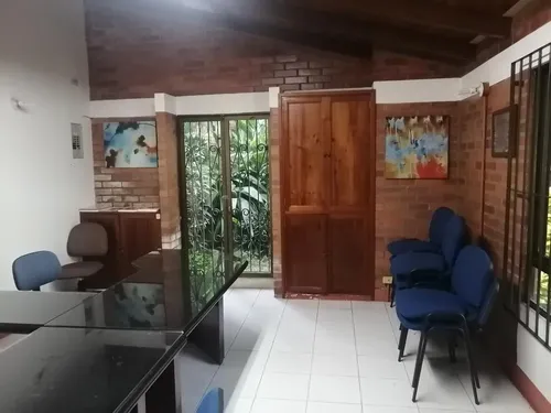 Casalote En Venta En Bajo Menga. Cod V10028