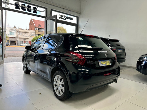 Peugeot 208 1.5 Active