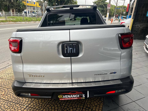 Imagem 4 de 10 de Fiat Toro 1.8 16v Evo Flex Freedom At6