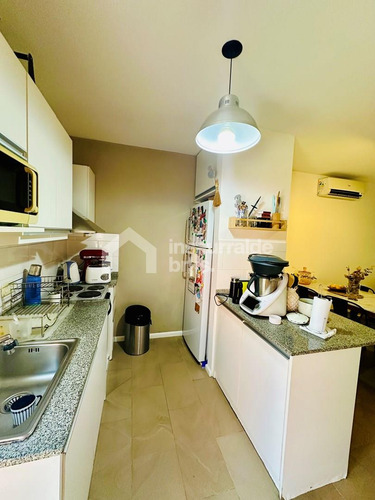 Venta Dúplex En Tigre, 2 Dorm Y Escritorio Más Cochera!