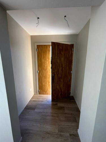 Casa De 3 Ambientes En Barrio Abedules