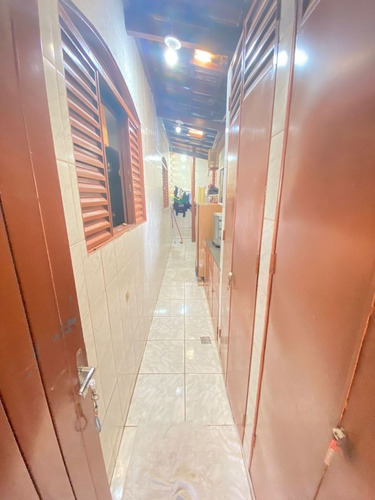 Imagem 10 de 16 de Casa Com 4 Quartos, Jardim E 4 Vagas De 576 M2 - 94866
