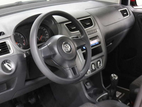 Imagem 2 de 15 de Volkswagen Fox 2014
