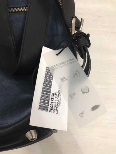 Mochila Prune De Cuero Gamuzado Azulino