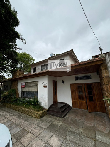 Chalet . Gas Nat. Cerca Del Mar. Wifi