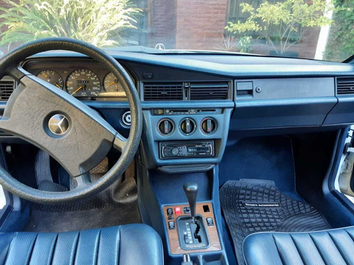Imagen 12 de 15 de Mercedes-benz 190 2.0 E 1990