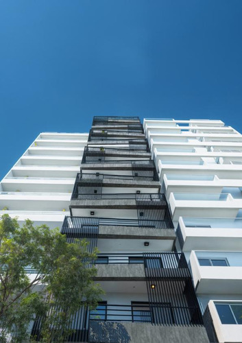 MONTEVIDEO Y 1 DE MAYO