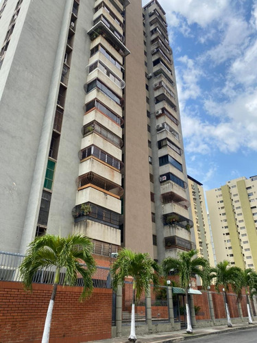 Apartamento En Venta Urb. Andrés Bello Maracay Fm*