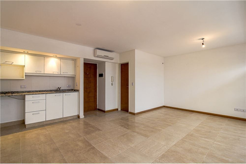 Imagen 6 de 7 de Venta Departamento 2 Ambientes Tipo Loft - Divisible - Luminoso - Moron