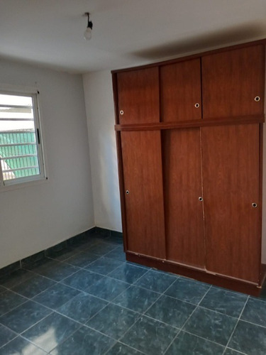 Imagen 15 de 21 de Casa Ph En Alquiler En Villa Luzuriaga