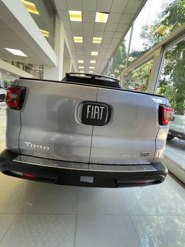 Imagen 4 de 16 de Fiat Toro 1.3 270 Turbo Volcano 4x2 At