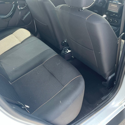 Imagen 13 de 14 de Renault Duster Intens Manual 2019