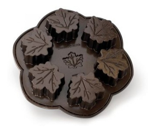 Molde Maple Leaf Nordic Ware Color Bronce