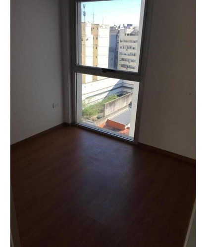 Imagen 16 de 26 de Hermoso Dpto 2 Ambientes Contrafrente Con Balcon Y Parrilla.