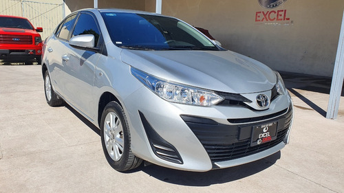 Imagen 2 de 10 de Toyota Yaris Core 2019
