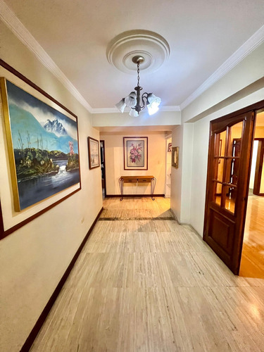 Apartamento En Res. Ineska, Mañongo / Valencia