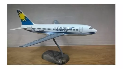 Maqueta Avion De Resina 737 Fuerza Aerea Argentina