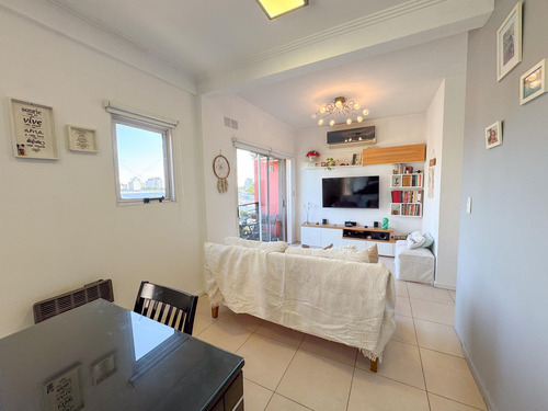 Departamento 3 Ambientes Con Dos Balcones Al Frente En Venta - Pringles 44 - Lanús Oeste