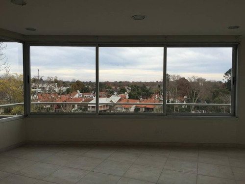 Imagen 3 de 9 de Oficina En Venta Con Vista Espectacular!
