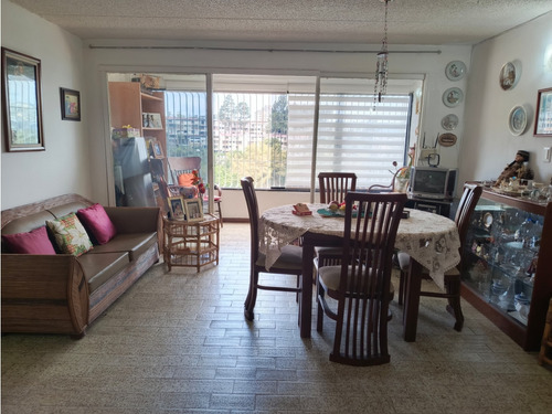 Apartamento Res Las Churuatas San Antonio De Los Altos piso Medio At