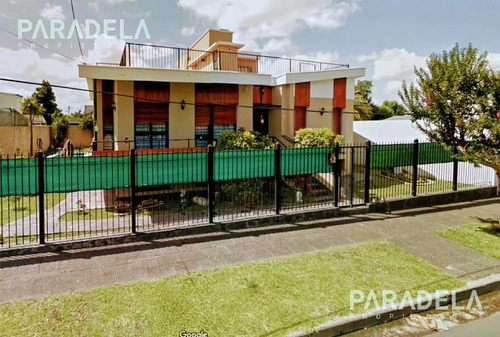 Casa En Venta - Ituzaingó - Carabobo Al 2200