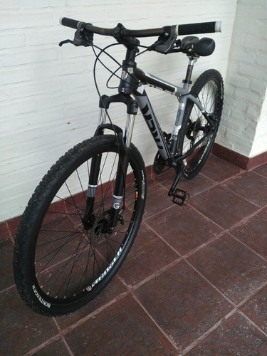 Bicicleta De Competición Marca Trek, Modelo Marlyn Rodado 29