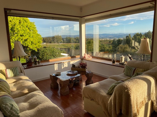 Casa Con Cocina Remodelada En Los Notros De Curiñanco