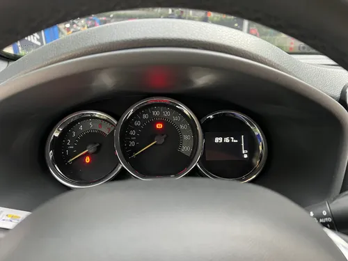 Renault Stepway 1.6 Intense Automática