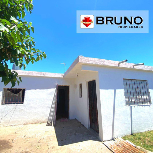 Venta De Casas   Depto. En Merlo