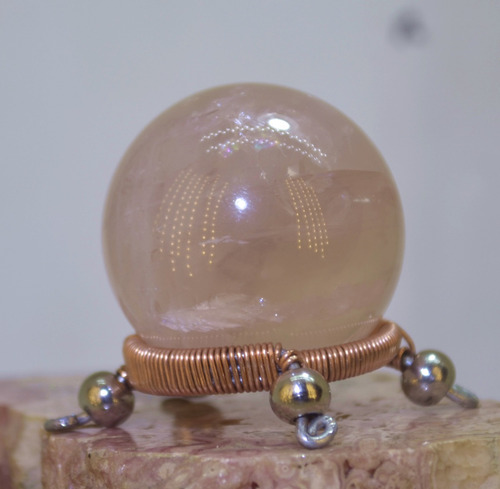 Bola De Cristal De Cuarzo Rosa Natural / Peso 42 Gr Rosa Cristalino