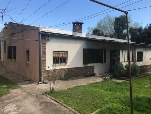 Venta Chacra 1 Ha. Con 2 Casas - Las Piedras-