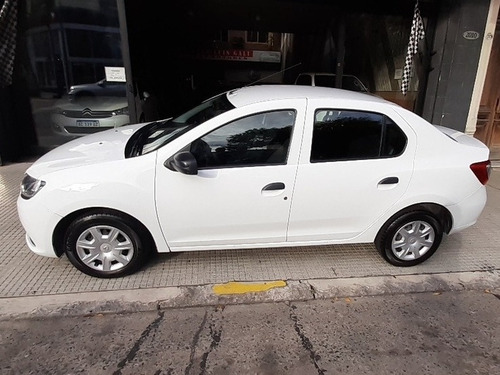 Imagen 3 de 10 de Renault Logan 2018 1.6 Authentique Plus 85cv