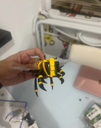 Set Bloques De Construccion Insectos Mantis Avispa Mosca Más