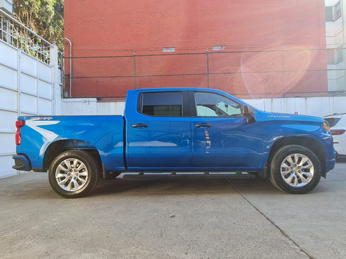 Chevrolet Silverado 5.3 V8 Custom Doble Cabina 4X4 At