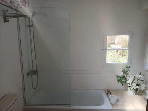 Casa De 4 Cuartos Dos Baños Y Pileta