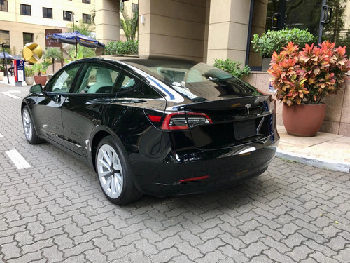 Tesla Model 3 0.0 Standard Rwd