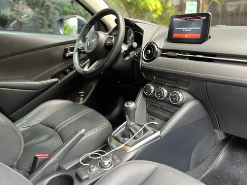 Mazda 2 1.5 Touring