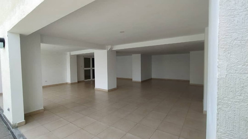 Imagen 9 de 16 de Adriana Castellanos +58 412 6697984 Ofrece Apartamento En Venta Obra Blanca Residencias Iceberg El Rincon, Edo Carabobo. Cod. 151913