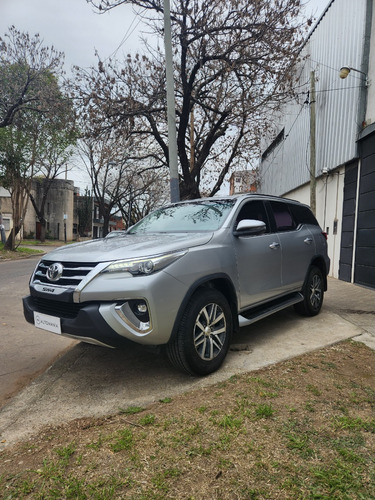 Toyota SW4 2.8 Srx 177cv 4x4 7as At
