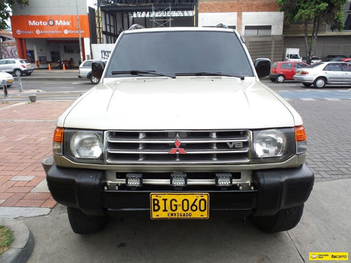 Mitsubishi Montero Hardtop