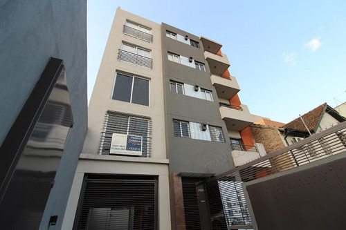 Departamento En Venta Castelar