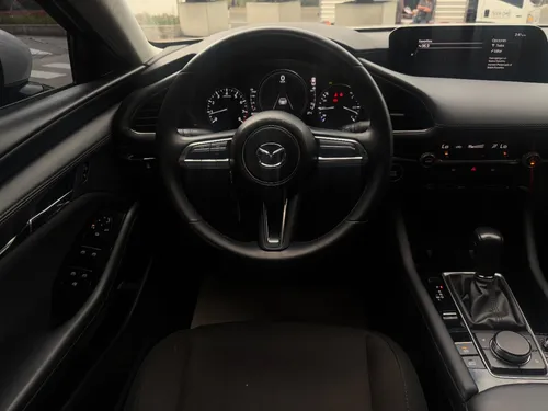 Mazda 3 MEHV TOURING