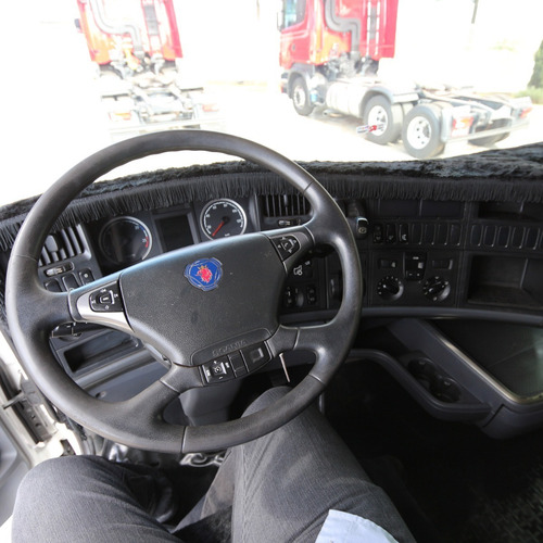 Imagem 6 de 11 de Scania R440 - 2013/13 - 8x2 (bap 2620)