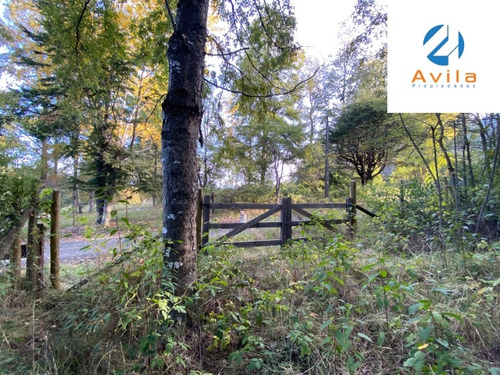 Caburgua Venta Lote Zona Urbana 2.104m2 Cod.vtin081