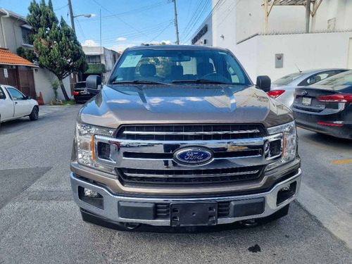 Imagen 8 de 10 de Ford Lobo 2019 Reg Cab Xlt 4x4